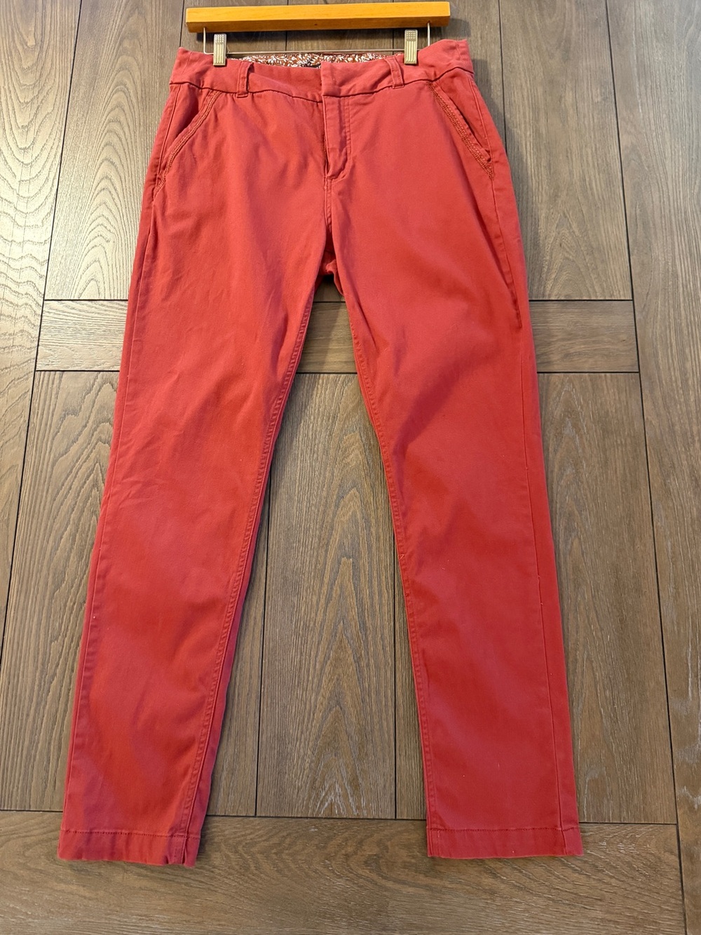 Dictionary Women’s 10/30 Red Rust Stretch Chino Pants Straight Leg Mid-Rise